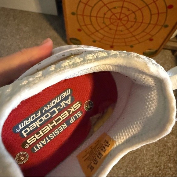 Skechers White Minimalist‎ Sneakers - Picture 8 of 11